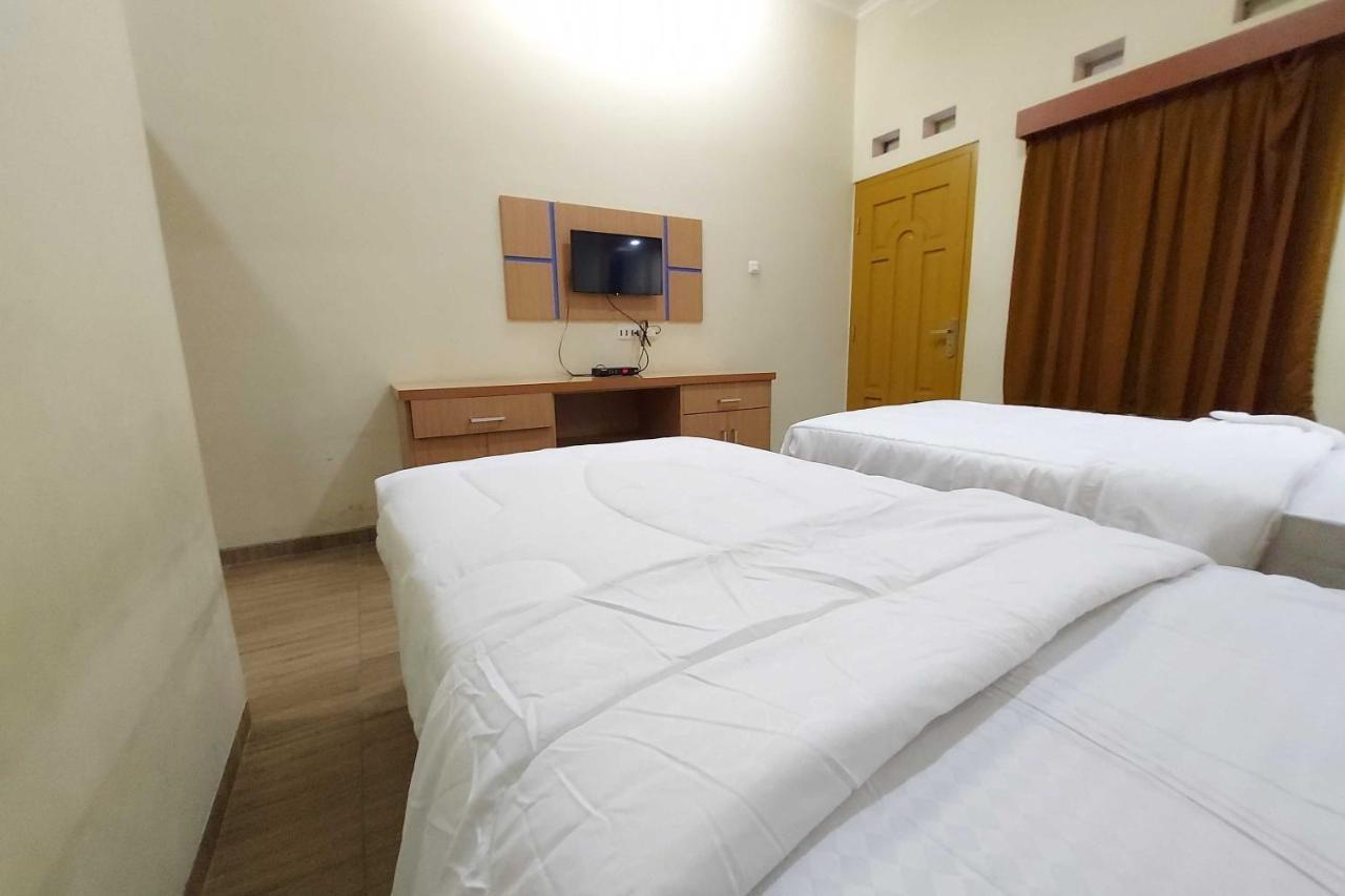Homestay Fifa Syariah Pati Near Rsud Raa Soewondo Kültér fotó